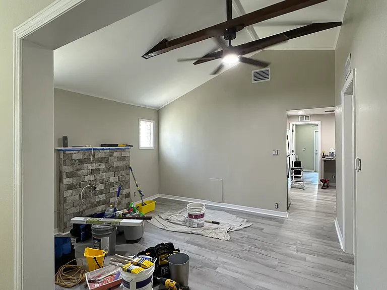 1147 Kingsley St — Photo 12