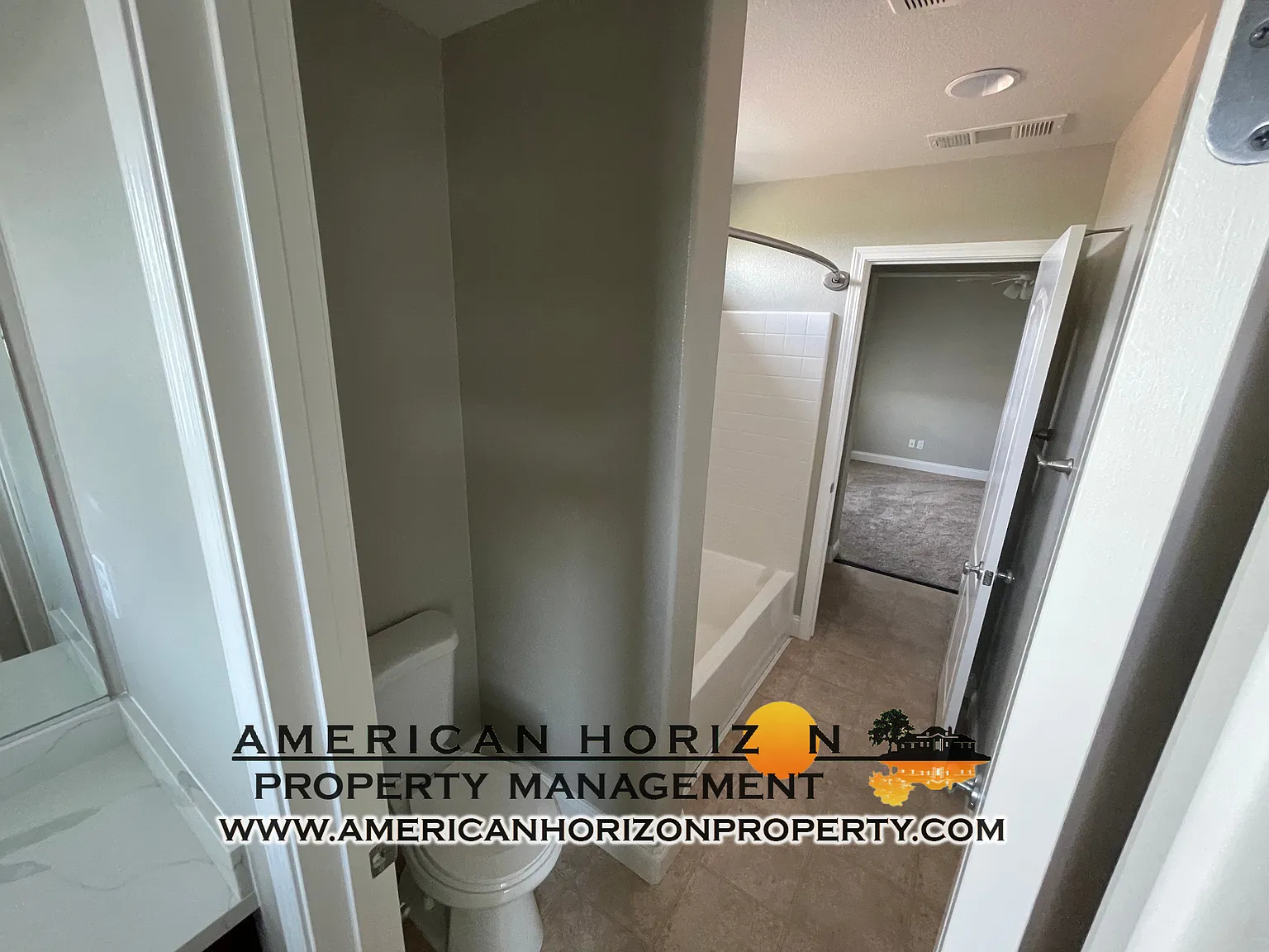 5 bed, 3230 sqft, $3,750 — Photo 2