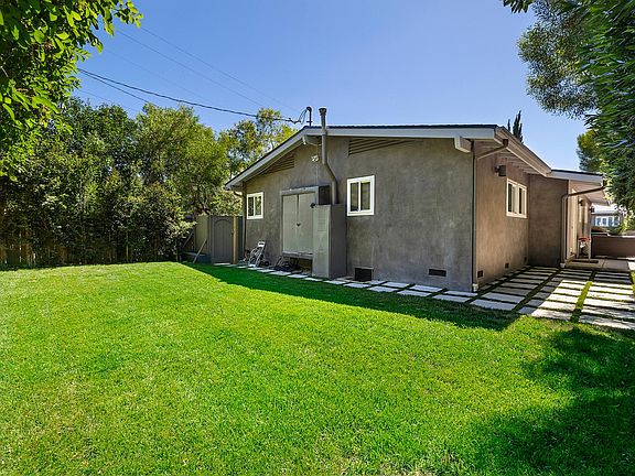 5th image of 11575 Canton Dr