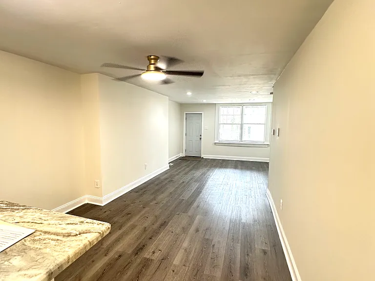 6010 N Lambert St — Photo 4