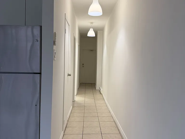 968 Bathurst St #4 — Photo 6