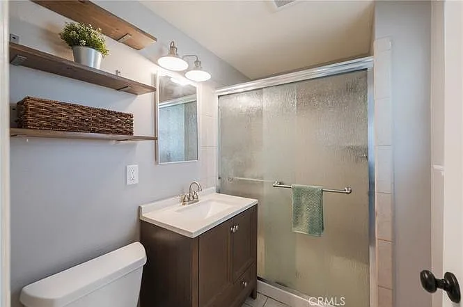 2436 E Tryon Ave — Photo 24
