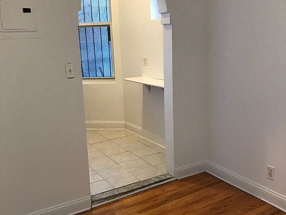 3rd image of 203 Baltic St APT 1A