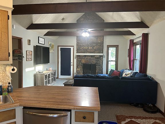 4th image of 4337 Bennett Wood Dr