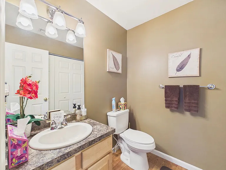 413 Waverly Rd — Photo 4