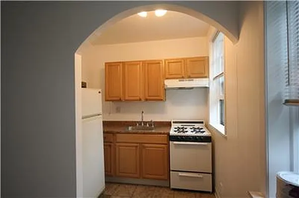 Rented by Oxford Property Group | media 9