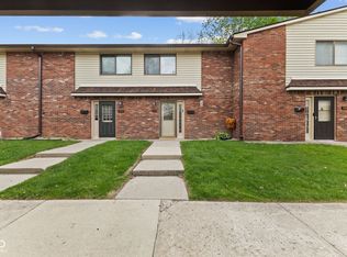 968 Greenwood Trl W, Greenwood, IN 46142