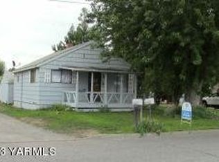 506 N Fir St, Toppenish, WA
