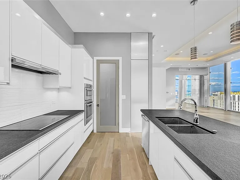 3726 Las Vegas Blvd S #3504 — Photo 13