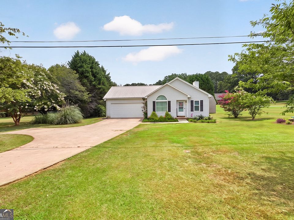 1st image of 470 Hammond Rd