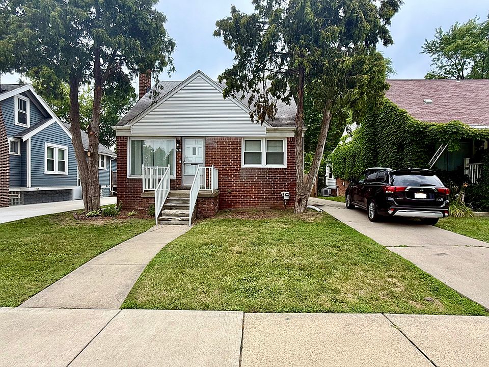 738 Eleven Mile Rd, Berkley, MI 48072 | Zillow