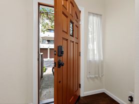 22081 Valencia Pl, Hayward, CA
