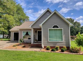 208 Orchard St, Gleason, TN 38229