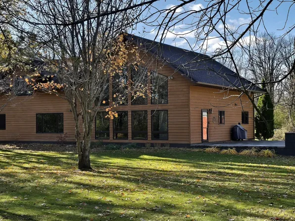 463 Byes Ave NW, Solway, MN 56678