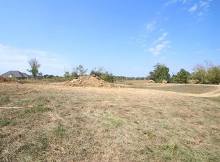 1048 Scenic Gdn, Lawrenceburg, KY 40342