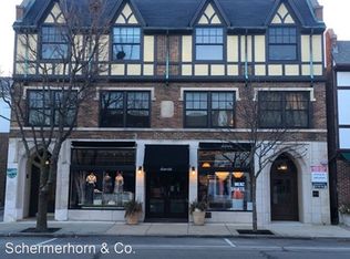 907 Green Bay Rd #9, Winnetka, IL 60093