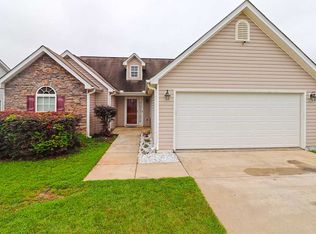 303 Burr Dr, Byron, GA 31008