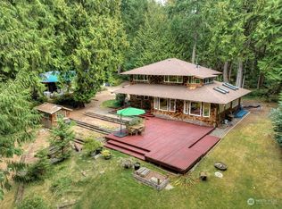 6335 NE Lariat Loop, Bainbridge Island, WA