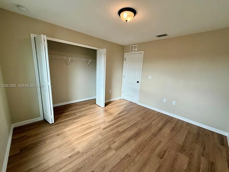 7033 Waldo Cir — Photo 24