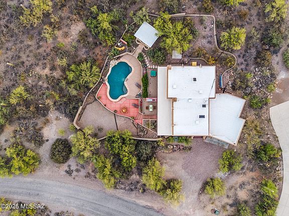 4th image of 5227 W Camino Del Desierto
