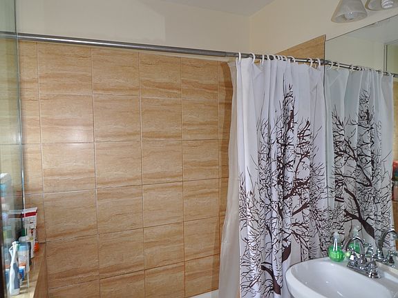 4th image of 1020 N Campbell Ave APT 2
