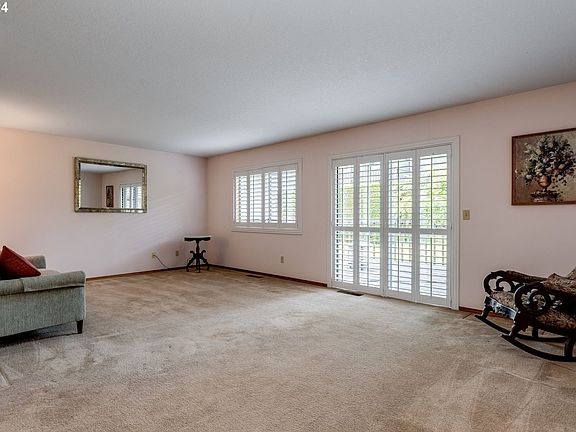 5th image of 1118 NW 133rd St APT B