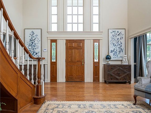 5th image of 2669 N Sherwood Ln