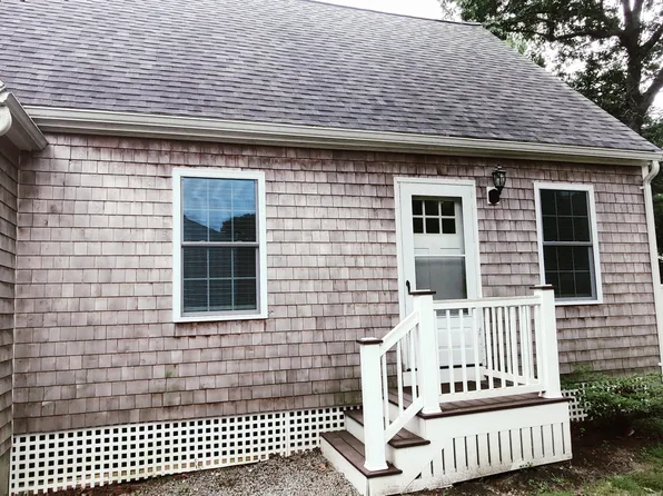 5 Robinwood Rd #5, Buzzards Bay, MA 02532