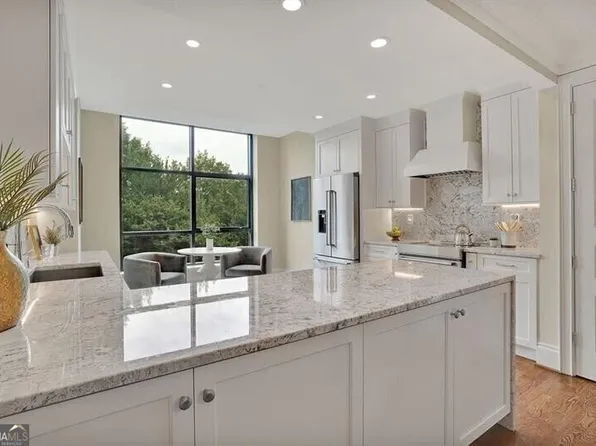 750 Park Ave NE APT 6E, Atlanta, GA 30326