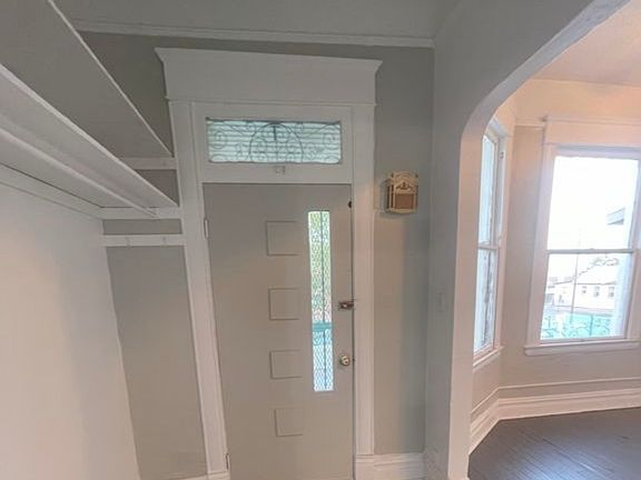 3rd image of 1203 N Laurel St #4