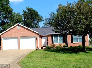 50 Mary Lee Dr, Charles Town, WV