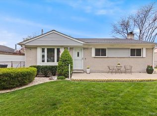 34835 Julie Dr, Romulus, MI 48174