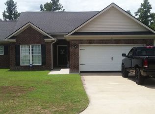 83 Laurel Way NE, Ludowici, GA 31316