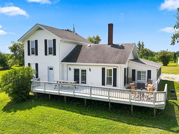 3rd image of 1382 County Road 33