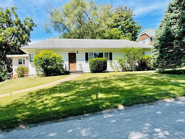 1st image of 1007 Highland Ave