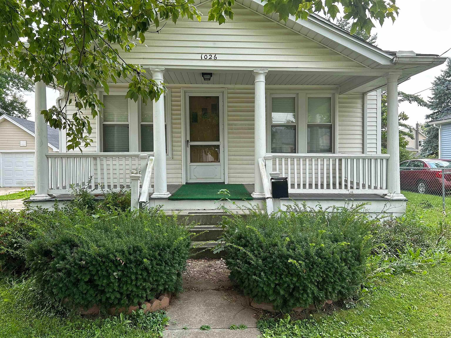 1026 Chestnut St, Adrian, MI 49221 Zillow