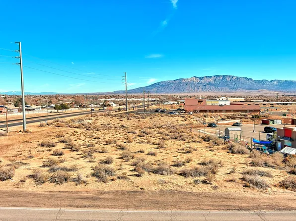 1030 15th St SE, Rio Rancho, NM 87124