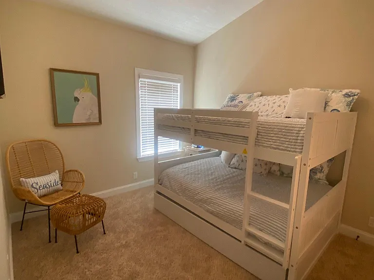 801 Mariners Cir — Photo 23