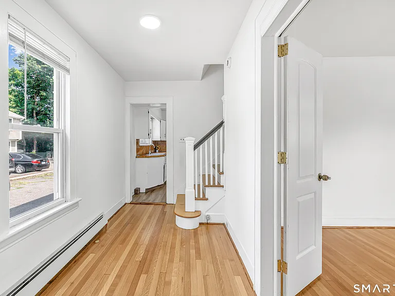 170 Huntington Tpke — Photo 5