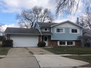 2379 Old Salem Rd, Auburn Hills, MI 48326