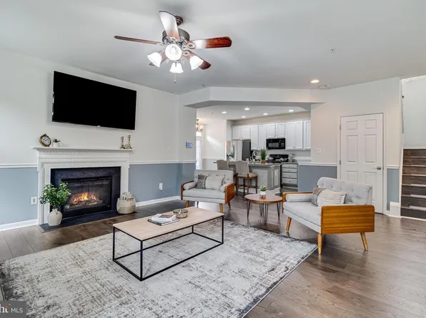23100 Poppy Way, California, MD 20619