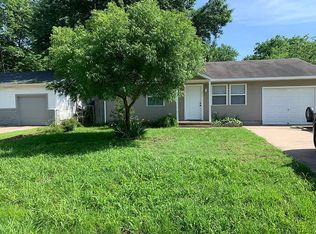 223 E Midway Ave N, Broken Arrow, OK 74012
