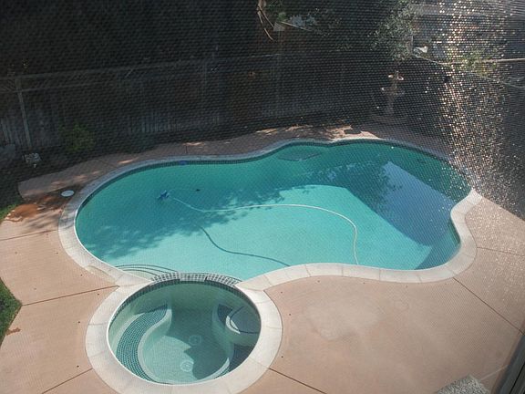 5th image of 9236 Dove Ct