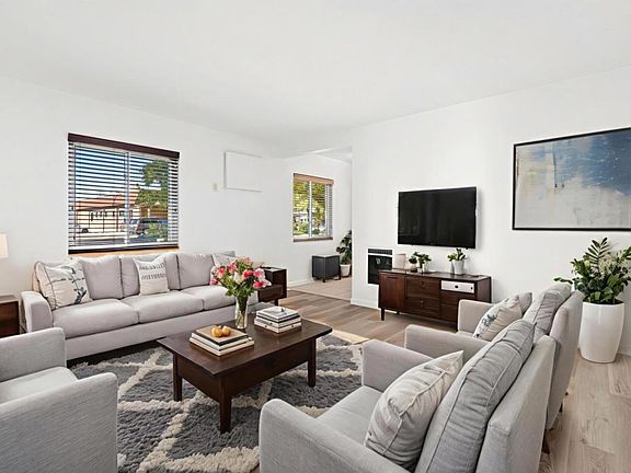 5th image of 549 D St