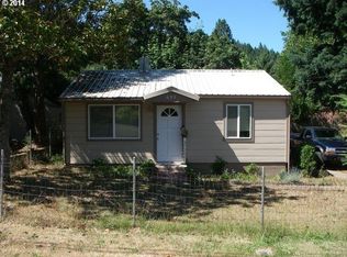 633 NE Laurance St, Myrtle Creek, OR 97457