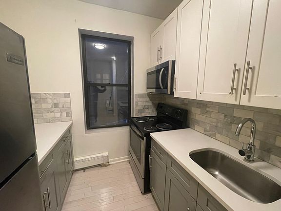 2nd image of 196 Clinton Ave #14E