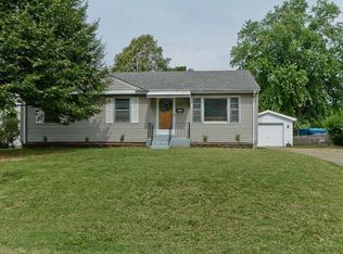 1217 Cunningham Ave, Saint Charles, MO 63301