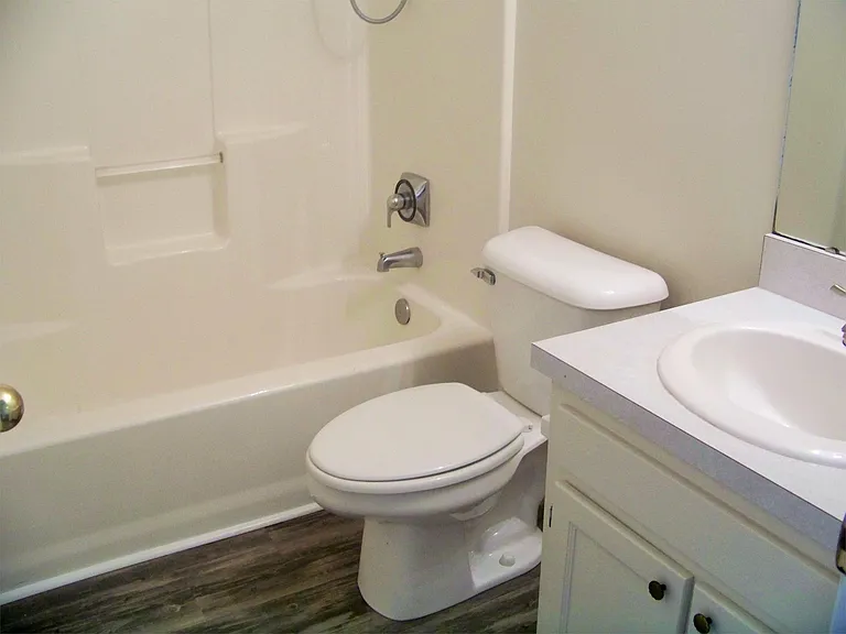 108 Christopher Ct — Photo 16