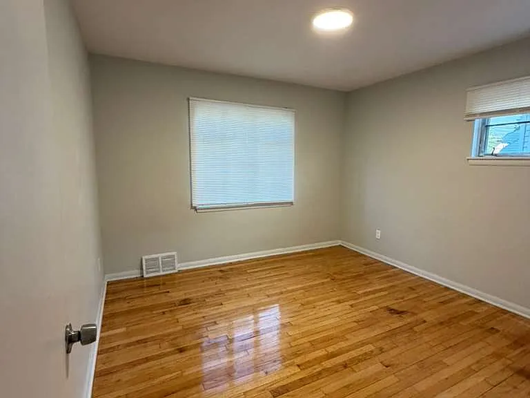 6236 Westminster Dr — Photo 41