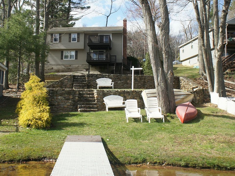 For Sale: 20 Joanie Dr., Holland, MA 01521